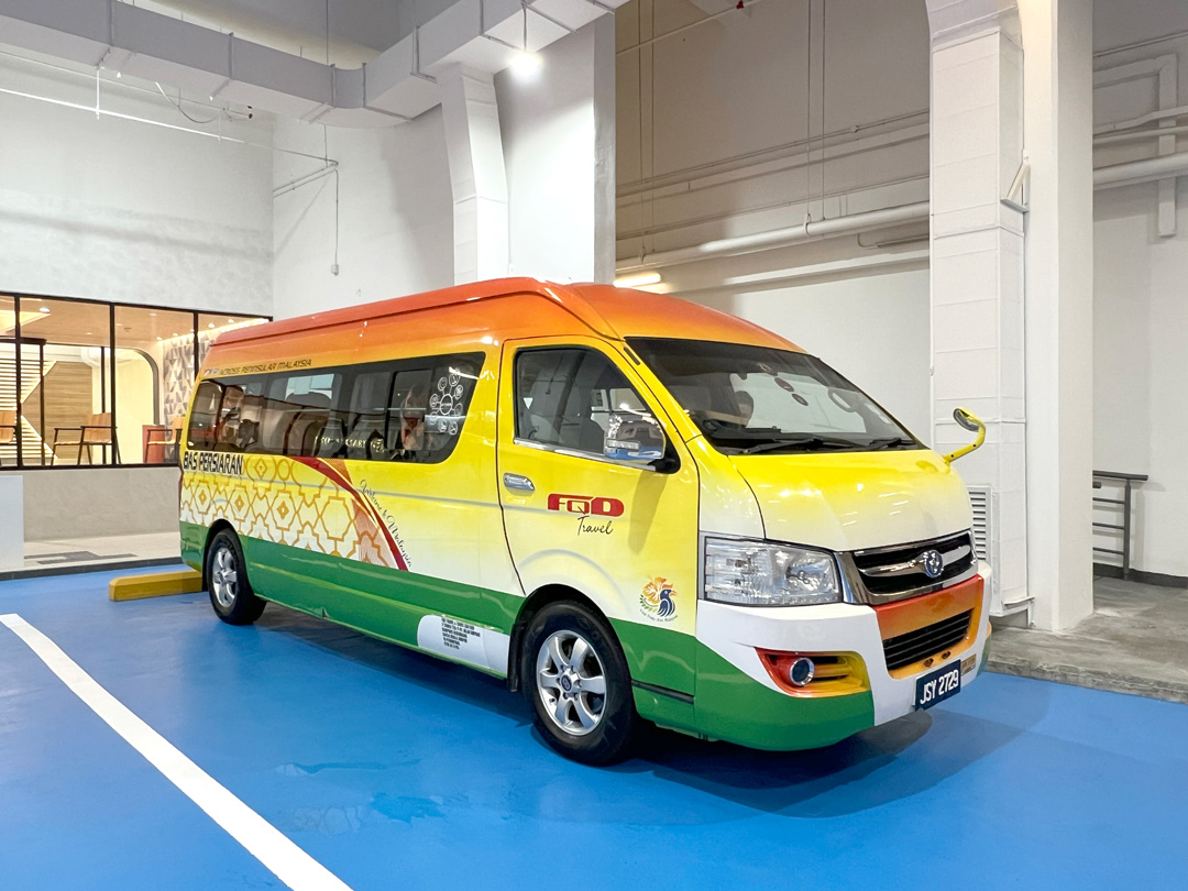 Airport-Shuttle.jpg